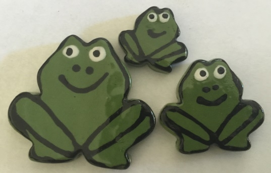 1407--frog-family-x3-piece